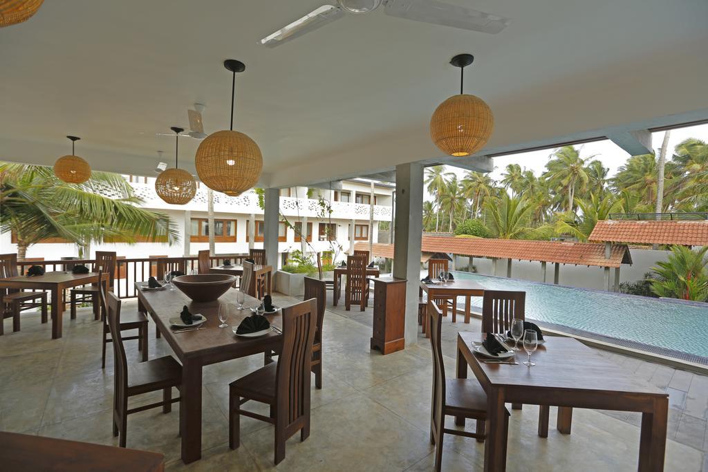 The Beach Boutique Uswetakeiyawa Buitenkant foto